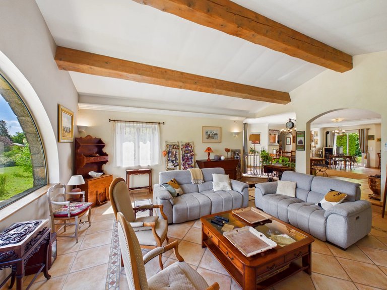 Villa for Sale in Fayence, Var Countryside (fayence, Lorgues, Cotignac) 4