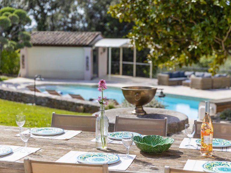 Villa for Sale in Grasse, Mougins, Valbonne, Grasse Area 8
