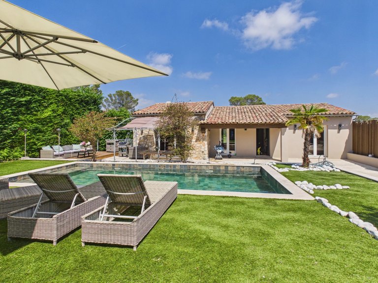 Villa for Sale in Mougins, Mougins, Valbonne, Grasse Area 1