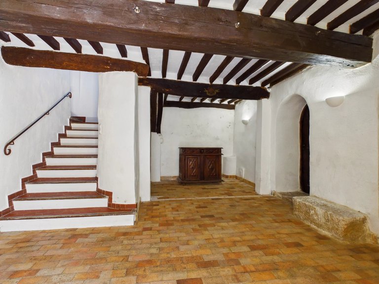 Villa for Sale in Chateauneuf Grasse, Mougins, Valbonne, Grasse Area 11