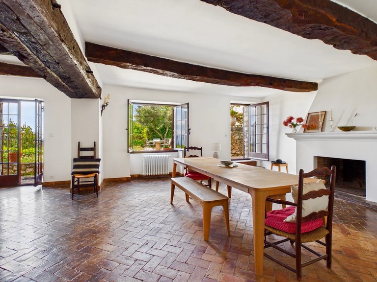 Villa for Sale in Chateauneuf Grasse, Mougins, Valbonne, Grasse Area 14