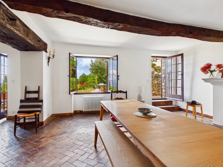 Villa for Sale in Chateauneuf Grasse, Mougins, Valbonne, Grasse Area 17