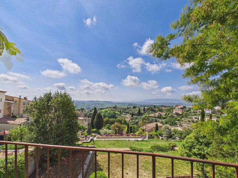 Villa for Sale in Chateauneuf Grasse, Mougins, Valbonne, Grasse Area 5