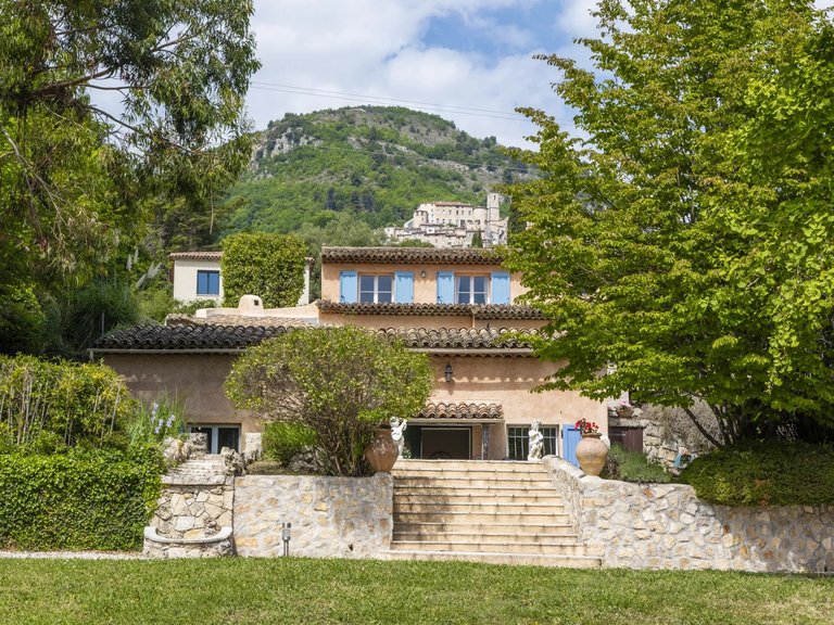 Villa for Sale in Le Bar Sur Loup, Mougins, Valbonne, Grasse Area 3