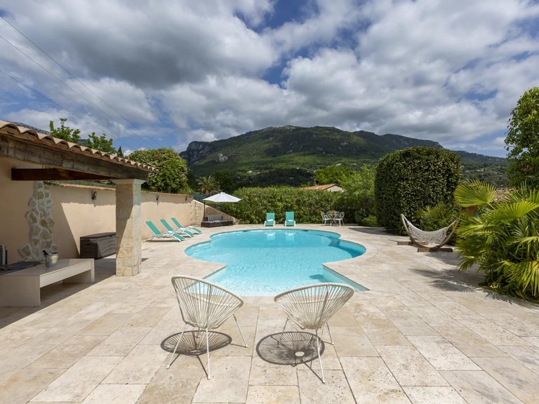 Villa for Sale in Le Bar Sur Loup, Mougins, Valbonne, Grasse Area 7