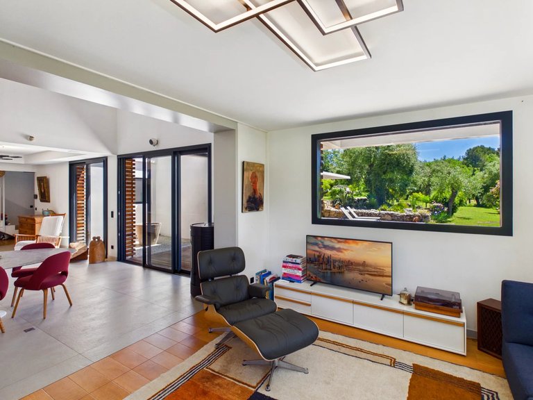 Villa for Sale in Valbonne, Mougins, Valbonne, Grasse Area 12