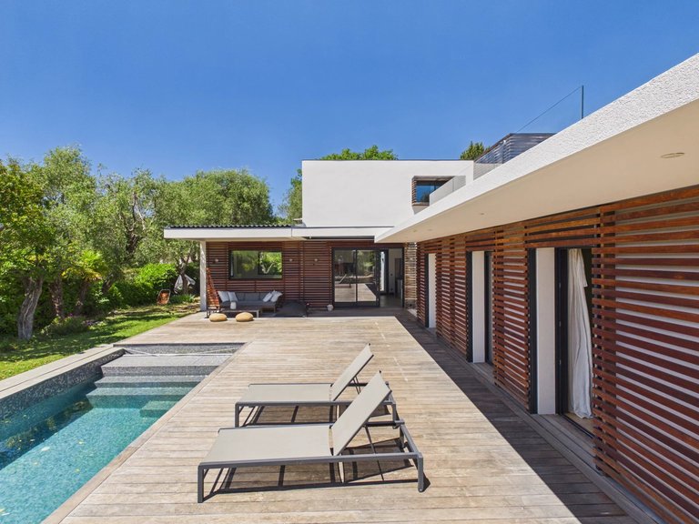 Villa for Sale in Valbonne, Mougins, Valbonne, Grasse Area 20