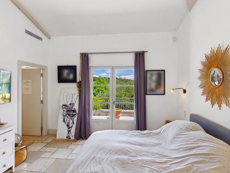Villa for Sale in Chateauneuf Grasse, Mougins, Valbonne, Grasse Area 16