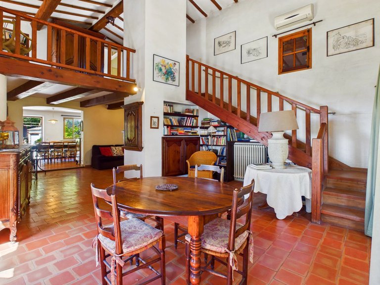 Villa for Sale in Fayence, Var Countryside (fayence, Lorgues, Cotignac) 10