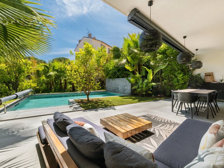 Villa for Sale in Cannes, Cannes Area 4