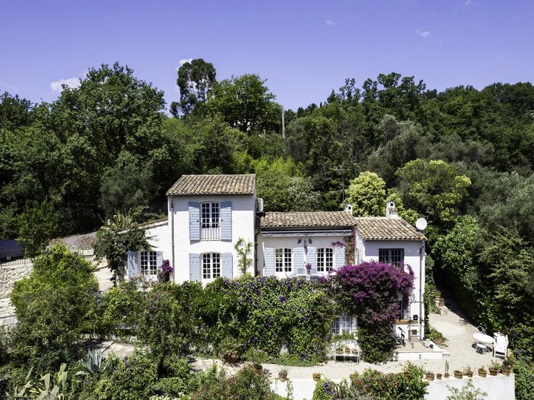 Villa for Sale in Opio, Mougins, Valbonne, Grasse Area 1