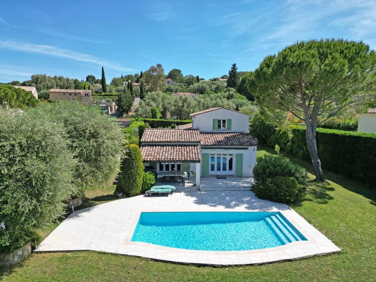 Villa for Sale in Le Rouret, Mougins, Valbonne, Grasse Area 1