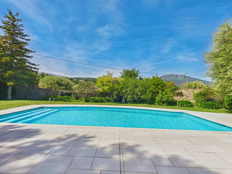 Villa for Sale in Le Rouret, Mougins, Valbonne, Grasse Area 14
