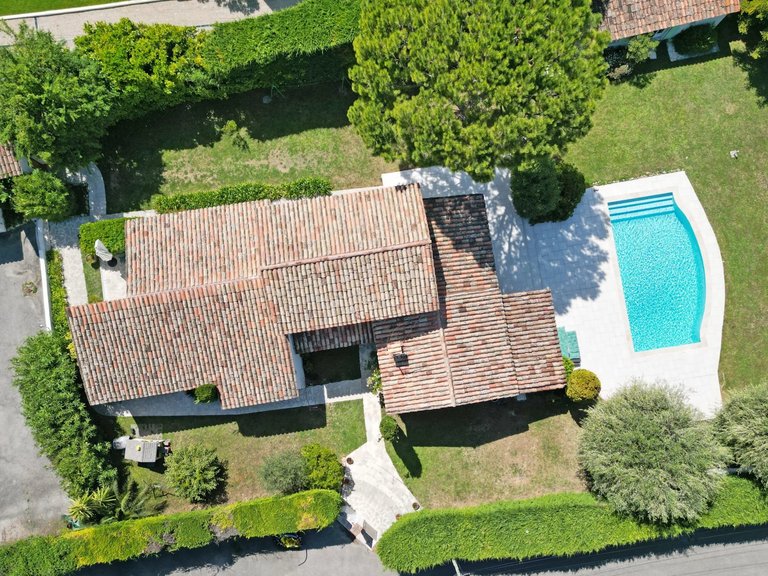 Villa for Sale in Le Rouret, Mougins, Valbonne, Grasse Area 3