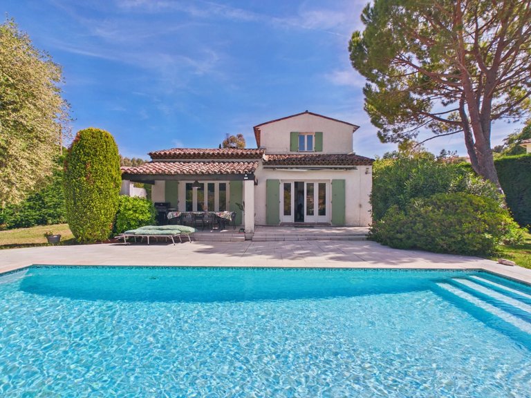 Villa for Sale in Le Rouret, Mougins, Valbonne, Grasse Area 8