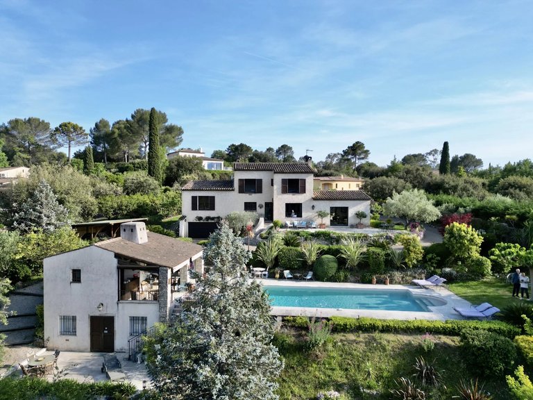 Villa for Sale in Valbonne, Mougins, Valbonne, Grasse Area 5