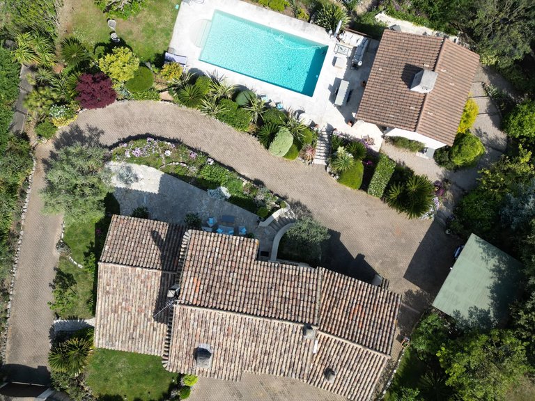 Villa for Sale in Valbonne, Mougins, Valbonne, Grasse Area 10
