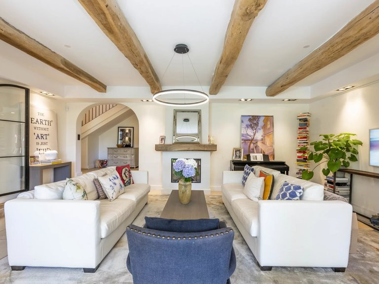 Villa for Sale in Valbonne, Mougins, Valbonne, Grasse Area 15