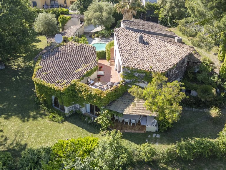 Villa for Sale in Vence, Vence, St. Paul Area 3