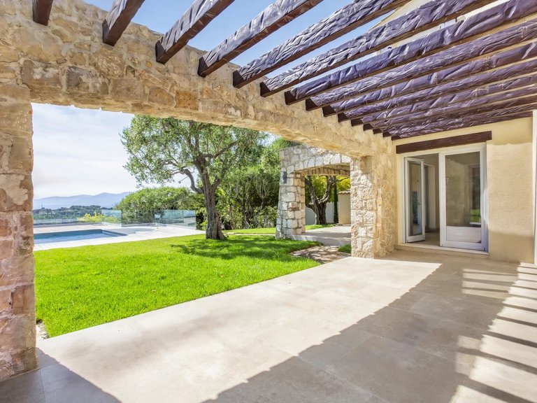 Villa for Sale in Villefranche Sur Mer, Villefranche, Cap Ferrat Area 3