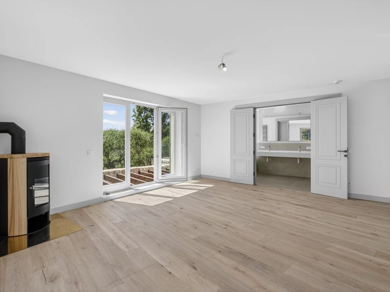 Villa for Sale in Villefranche Sur Mer, Villefranche, Cap Ferrat Area 10