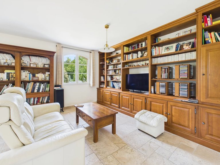 Villa for Sale in Callian, Var Countryside (fayence, Lorgues, Cotignac) 8