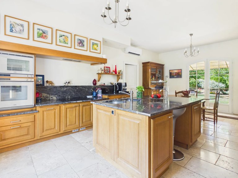 Villa for Sale in Callian, Var Countryside (fayence, Lorgues, Cotignac) 9