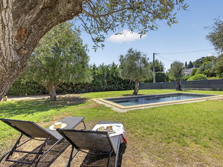 Villa for Sale in Valbonne, Mougins, Valbonne, Grasse Area 20