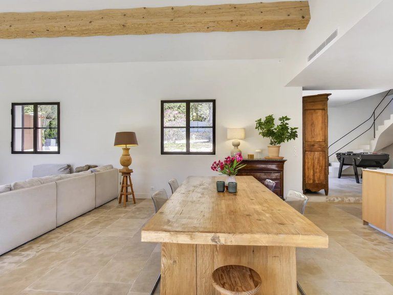 Villa for Sale in Valbonne, Mougins, Valbonne, Grasse Area 9