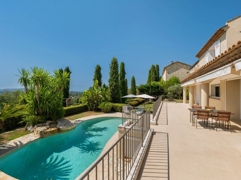 Villa for Sale in Mougins, Mougins, Valbonne, Grasse Area 7