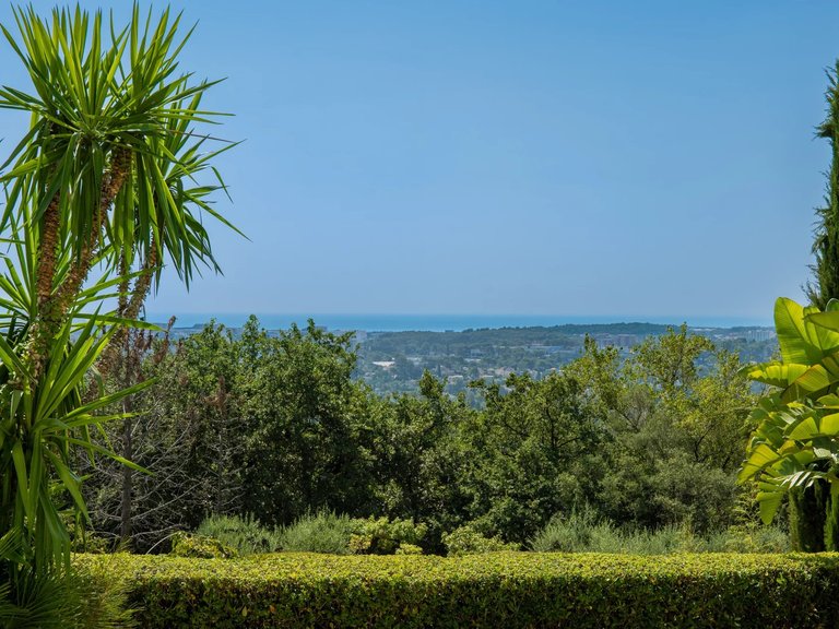 Villa for Sale in Mougins, Mougins, Valbonne, Grasse Area 20