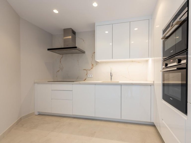 Apartment for Sale in Benidorm, Alicante 36