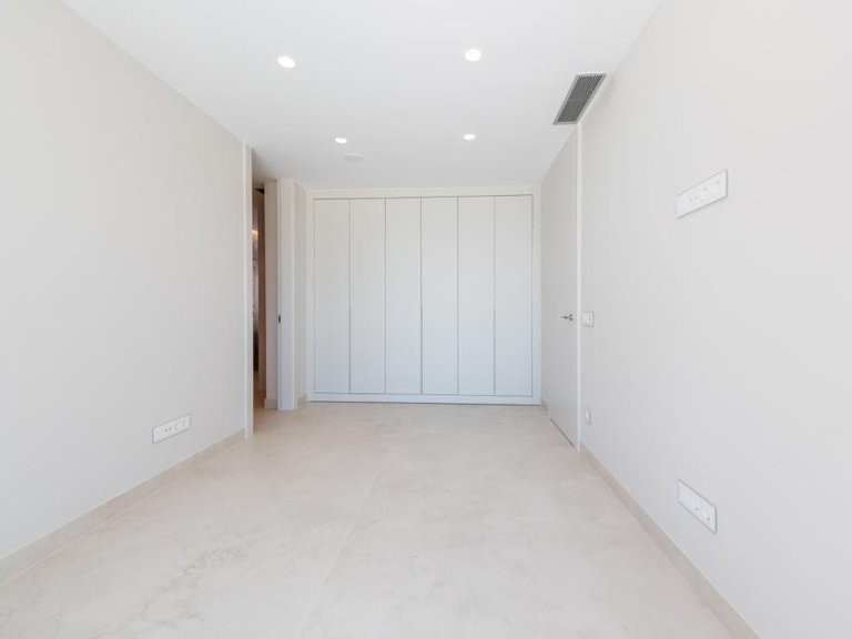 Apartment for Sale in Benidorm, Alicante 38