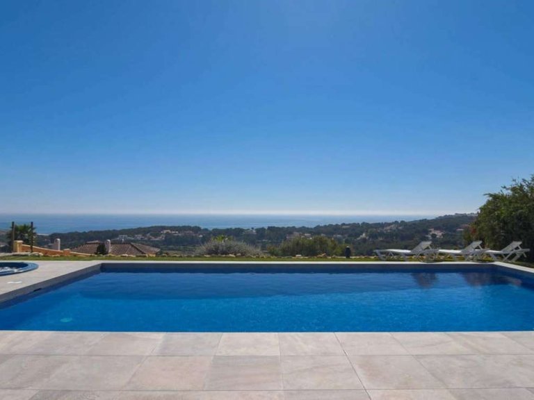 Villa for Sale in Moraira, Alicante 19