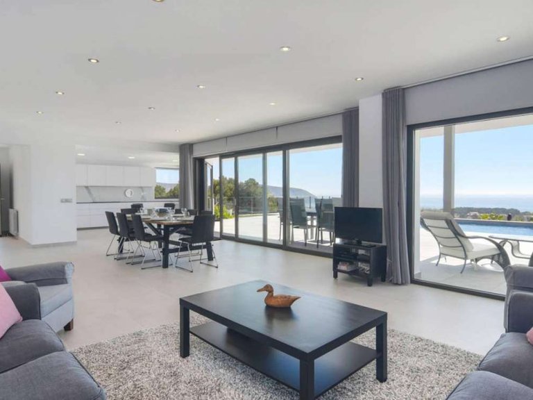 Villa for Sale in Moraira, Alicante 2