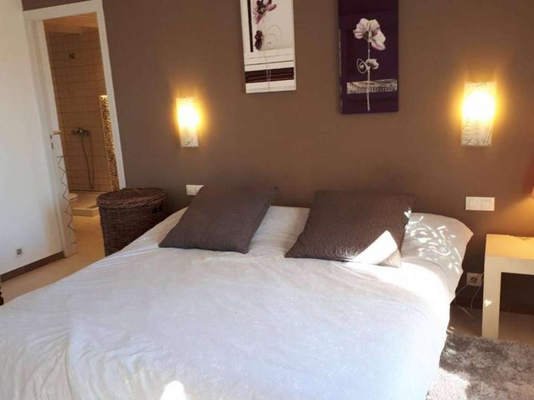 Villa for Sale in El Campello, Alicante 40
