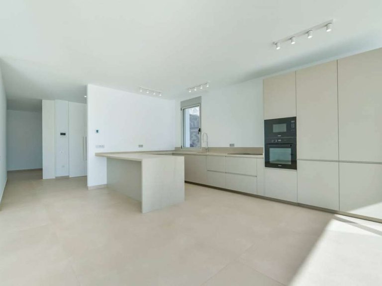 Villa for Sale in Finestrat, Alicante 18