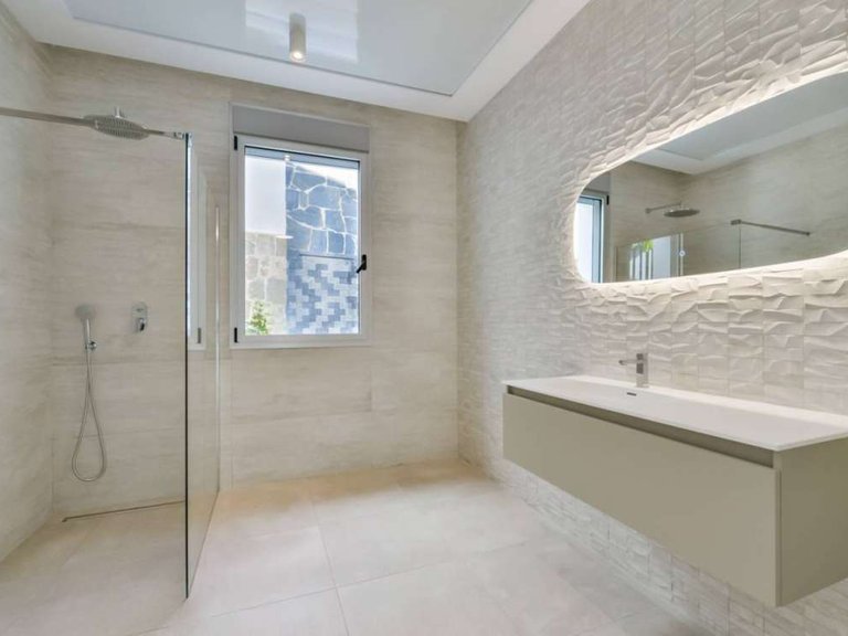 Villa for Sale in Finestrat, Alicante 21