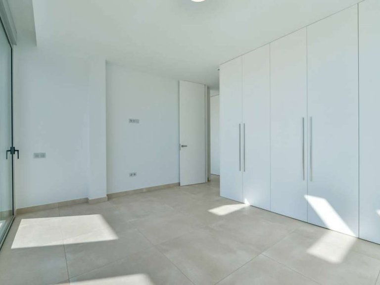 Villa for Sale in Finestrat, Alicante 23