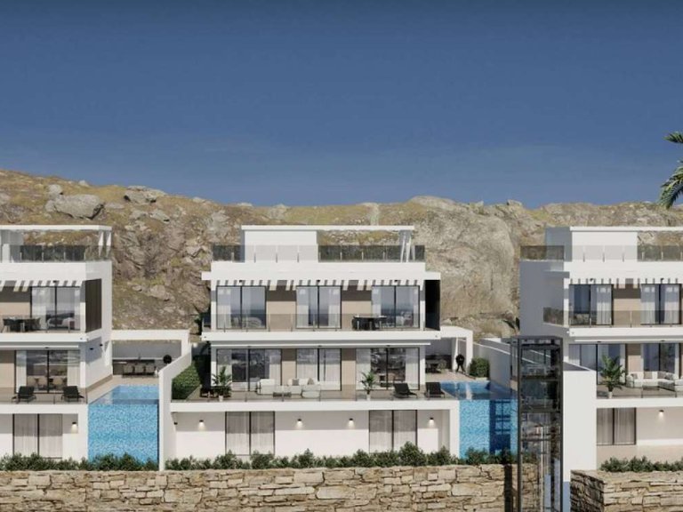 Villa for Sale in Finestrat, Alicante 1