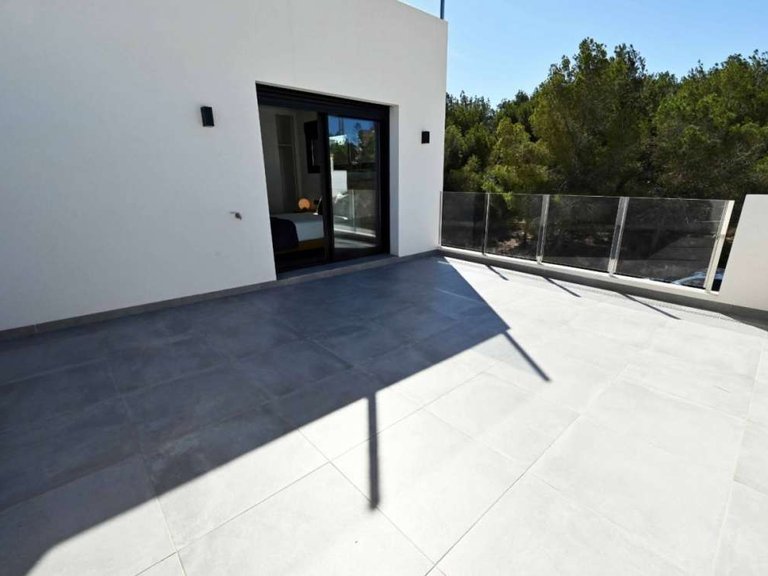 Villa for Sale in Orihuela, Alicante 13