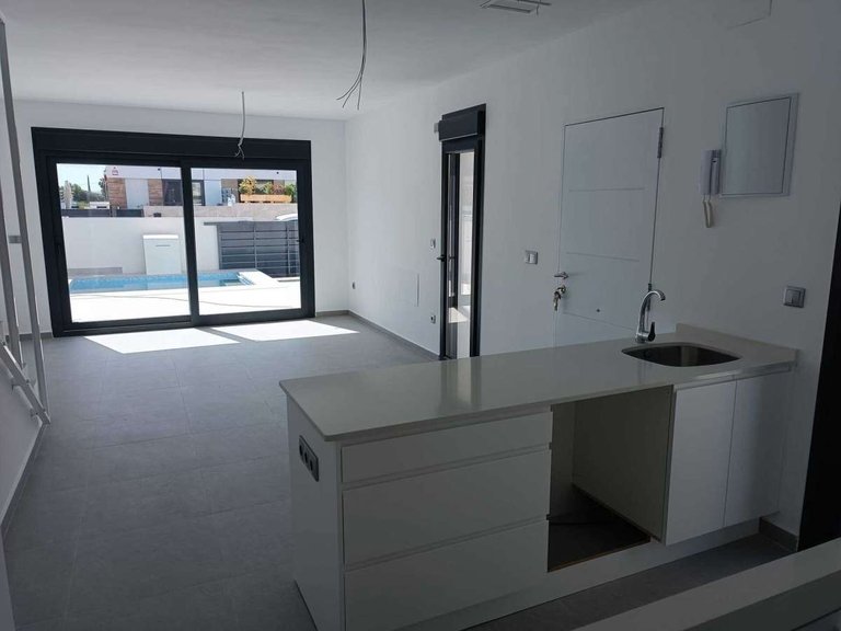 Villa for Sale in Daya Nueva, Alicante 5