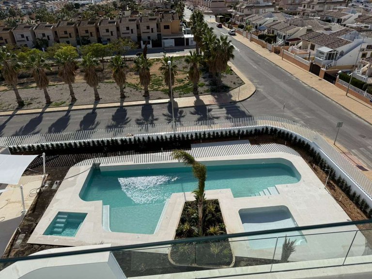Apartment for Sale in Cabo Roig, Alicante 1