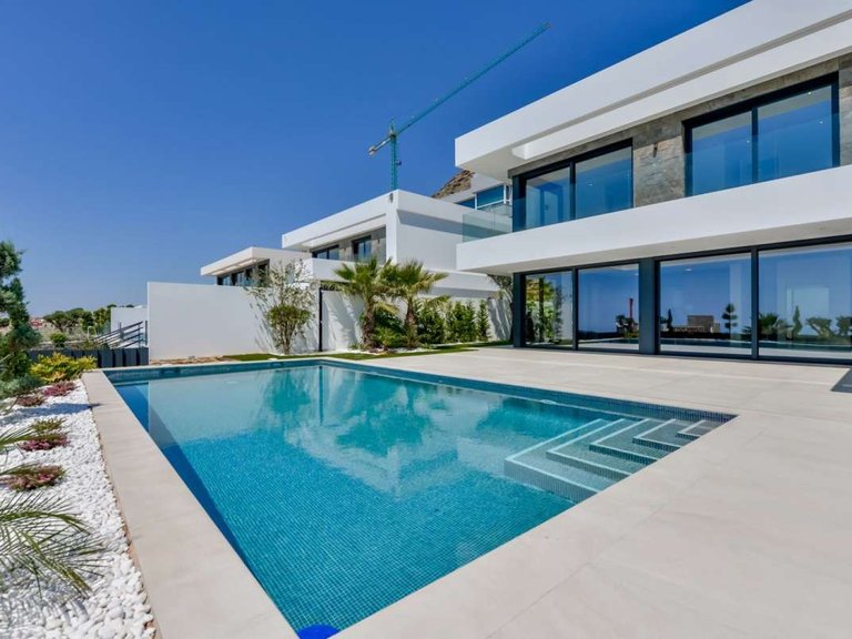 Villa for Sale in Finestrat, Alicante 16