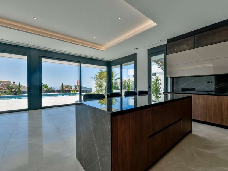 Villa for Sale in Finestrat, Alicante 68