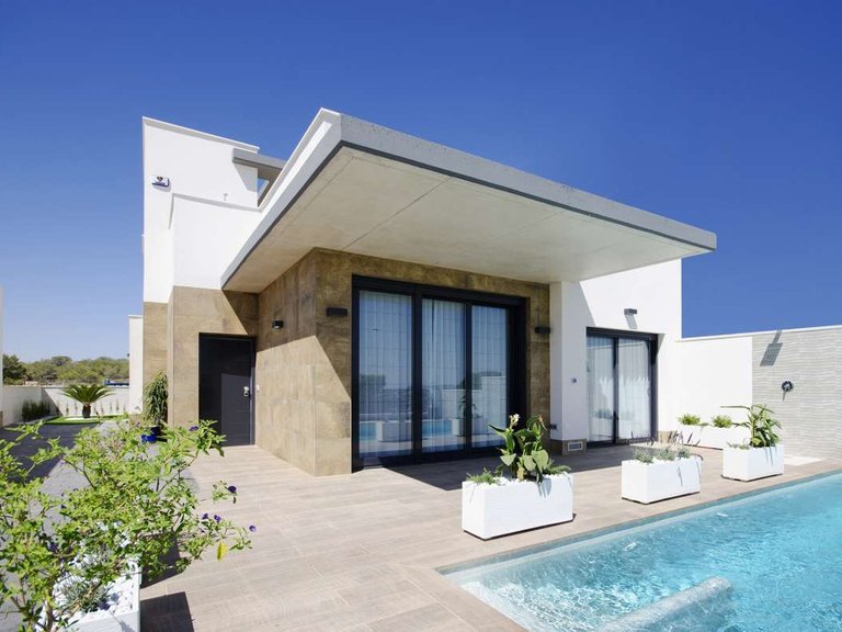 Villa for Sale in San Miguel De Salinas, Alicante 1