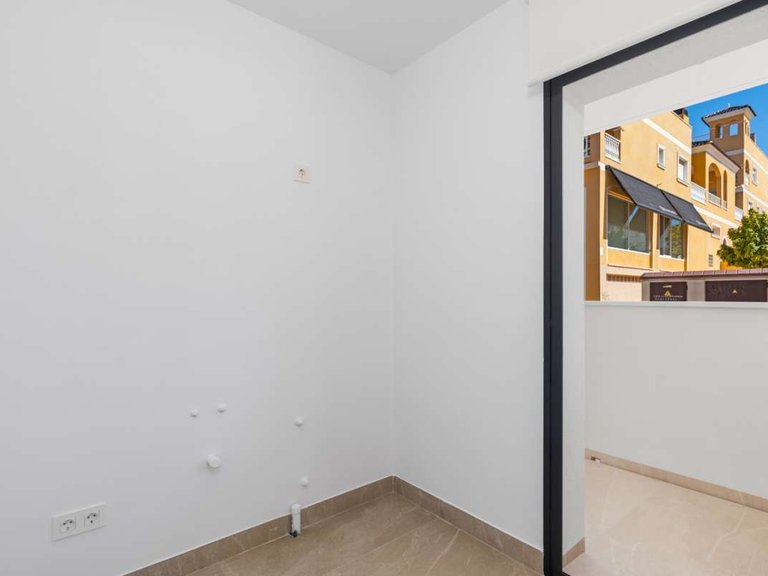 Apartment for Sale in Benijófar, Alicante 14
