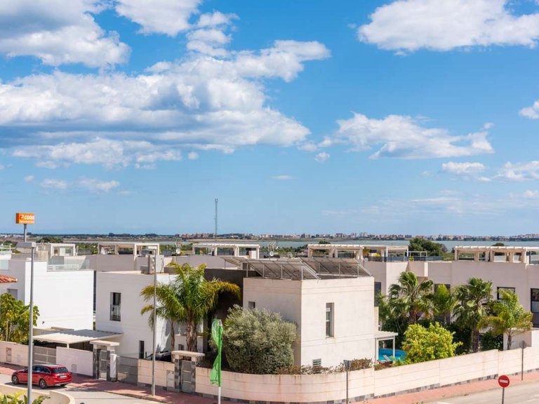 Villa for Sale in Los Montesinos, Alicante 3