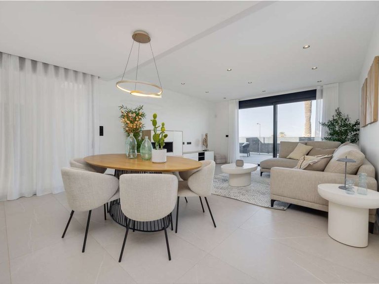 Villa for Sale in Torrevieja, Alicante 4