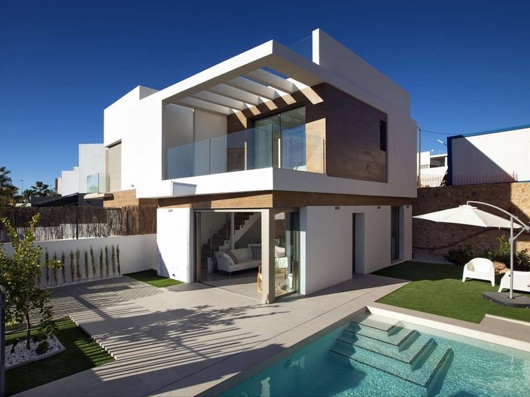 Town House for Sale in Orihuela, Alicante 1